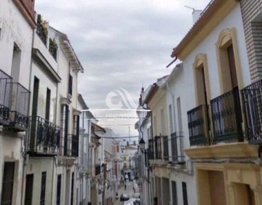 Foto contactar de Casa en venda a Fernán-Núñez de 3 habitacions amb terrassa