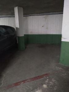 Foto 2 de Garaje en calle Iturritxu en Adurtza - Aretxabaleta, Vitoria-Gasteiz