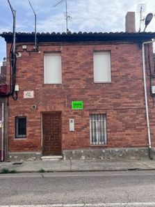 Foto 2 de Casa en calle Valdavia en Bárcena de Campos