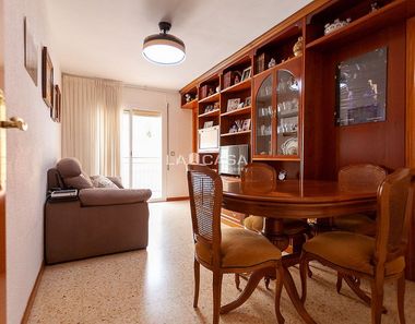 Foto 2 de Piso en venta en Can Baró de 3 habitaciones con balcón y calefacción