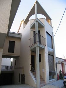 Foto 1 de Casa adosada en calle Ordesa en Zuera
