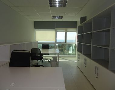 Foto 1 de Oficina en Pomar, Badalona