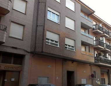 Foto contactar de Venta de piso en Albelda de Iregua de 3 habitaciones con garaje