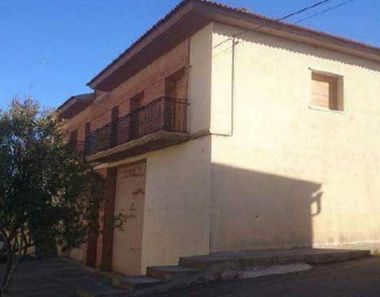 Foto contactar de Piso en venta en Puebla de Híjar (La) de 4 habitaciones con balcón