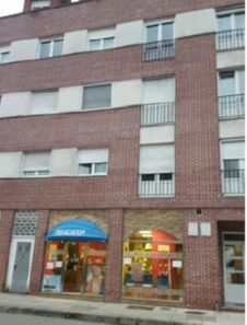 Foto contactar de Pis en venda a Parroquias de Oviedo de 2 habitacions amb garatge