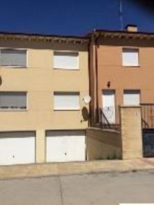 Foto contactar de Venta de casa en Magaz de Pisuerga de 3 habitaciones con garaje y calefacción