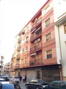 Foto contactar de Piso en venta en Linares de 3 habitaciones con terraza