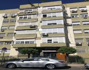 Foto contactar de Pis en venda a Poligono Norte - Villegas - La Fontanilla de 3 habitacions amb terrassa i aire acondicionat