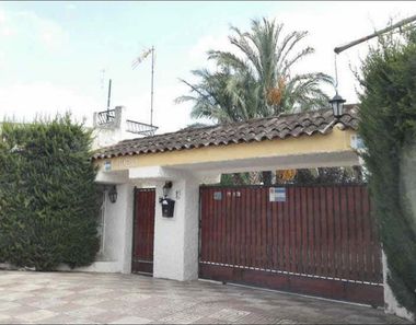 Foto contactar de Casa en venda a La Algoda - Matola - El Pla de 3 habitacions i 243 m²