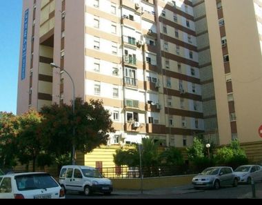 Foto contactar de Venta de piso en Poligono Norte - Villegas - La Fontanilla de 3 habitaciones con ascensor