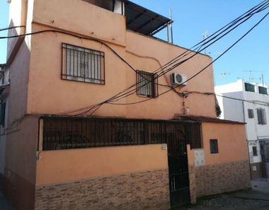 Foto contactar de Piso en venta en Polígono Cartuja – La Paz de 3 habitaciones y 89 m²