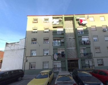 Foto contactar de Venta de piso en Poble Nou - Torreromeu - Can Roqueta de 4 habitaciones con ascensor