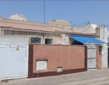 Foto contactar de Casa en venda a Nueva Torrevieja - Aguas Nuevas de 2 habitacions i 68 m²