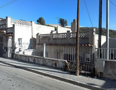 Foto contactar de Pis en venda a Sant Vicenç dels Horts de 6 habitacions amb terrassa