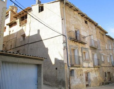 Foto contactar de Casa en venta en Belmonte de San José de 4 habitaciones con garaje
