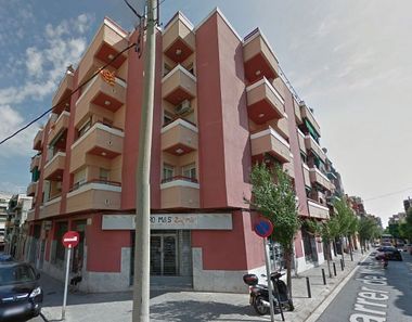Foto contactar de Venta de piso en Centre - Sant Boi de Llobregat de 3 habitaciones y 97 m²