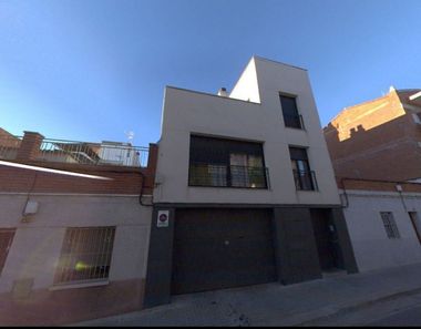 Foto contactar de Casa en venda a Can Deu - La Planada - Sant Julià de 4 habitacions amb terrassa