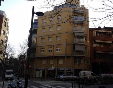 Foto contactar de Venta de piso en El Poble Sec - Parc de Montjuïc de 3 habitaciones y 88 m²
