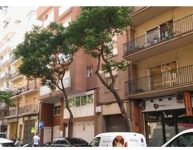 Foto contactar de Piso en venta en Príncep de Viana - Clot -Xalets Humbert Torres de 5 habitaciones y 163 m²