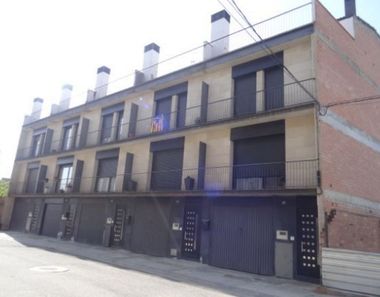 Foto contactar de Casa en venda a Vilanova de Segrià de 3 habitacions i 204 m²