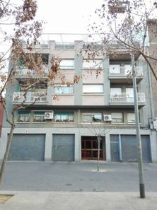 Foto contactar de Venta de piso en Font Pudenta – Can Sant Joan de 2 habitaciones con terraza y balcón