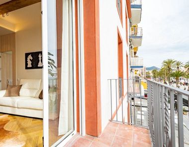 Foto contactar de Pis en venda a Centre - Sitges de 3 habitacions amb terrassa i balcó