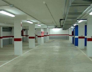 Foto contactar de Alquiler de garaje en Avinguda Catalunya de 27 m²