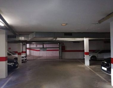 Foto contactar de Venta de garaje en calle Enric Granados de 23 m²
