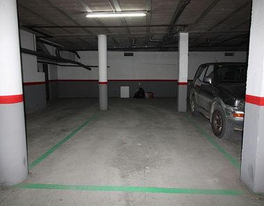 Foto contactar de Alquiler de garaje en pasaje Pares de 24 m²
