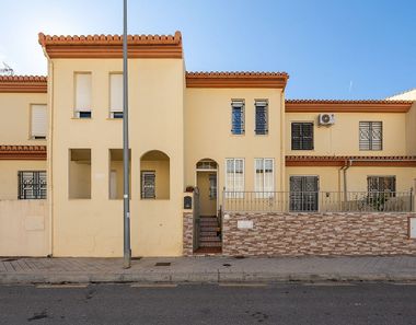 Foto 2 de Casa adosada en calle Javier Tortosa, Crta. De la Sierra, Granada