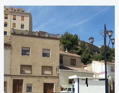 Foto contactar de Casa en venda a Chinchilla de Monte-Aragón de 3 habitacions i 380 m²