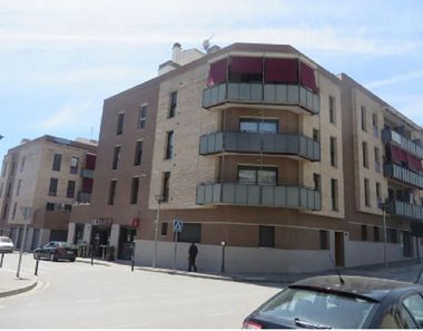 Foto contactar de Pis en venda a calle Riudarenes de 3 habitacions amb terrassa i garatge