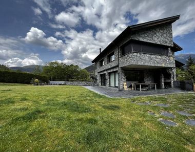 Foto contactar de Venta de chalet en Ordino de 5 habitaciones con terraza y jardín