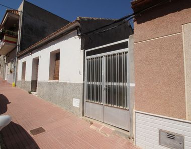 Foto 1 de Casa adossada a calle Elche a Zona Pueblo, Guardamar del Segura