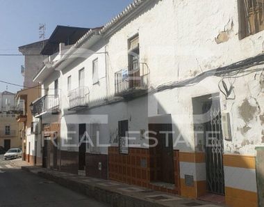 Foto 2 de Piso en calle Francisco Jimenez Puertas, Camino Algarrobo - Las Arenas, Vélez-Málaga