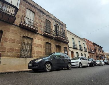 Foto contactar de Xalet en venda a calle Ramon y Cajal de 5 habitacions amb terrassa i balcó