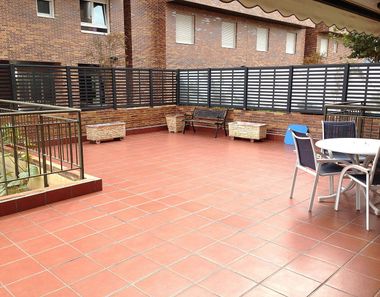 Foto contactar de Dúplex en venda a Viñas Viejas de 2 habitacions amb terrassa i piscina