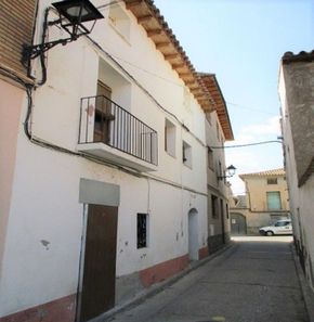 Foto 2 de Casa adosada en calle San Roque en Albalate de Cinca