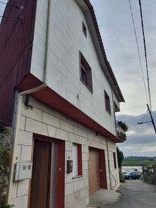 Foto 2 de Casa adossada a calle Caleiro a Vilanova de Arousa