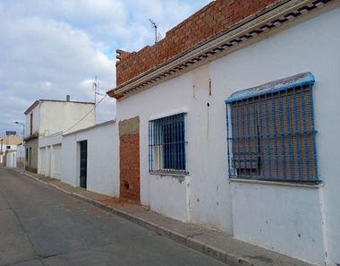 Foto 2 de Casa en calle Tomas González Sanchez del Campo en Aznalcázar