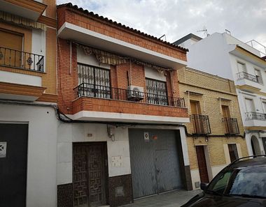 Foto 1 de Piso en calle Adolfo Darhan en Fernán-Núñez