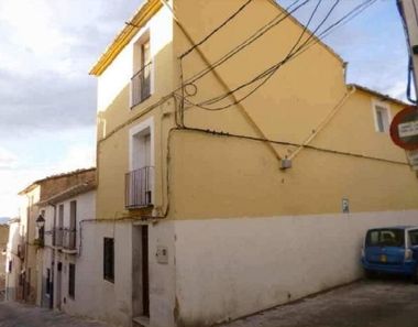 Foto contactar de Casa en venda a calle Del Tornet de 6 habitacions amb terrassa