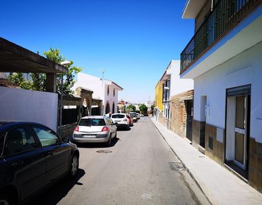 Foto 1 de Casa a calle Guadalquivir a Valencina de la Concepción