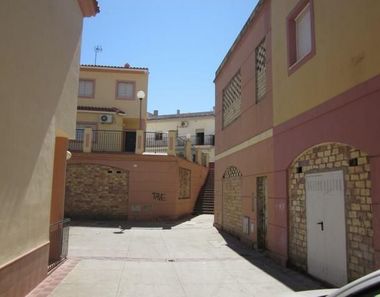 Foto 2 de Local en calle Granada en Aznalcóllar