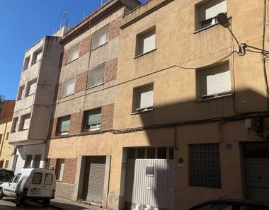 Foto 2 de Edifici a calle De L'atlàntida a Santa Eugènia, Girona