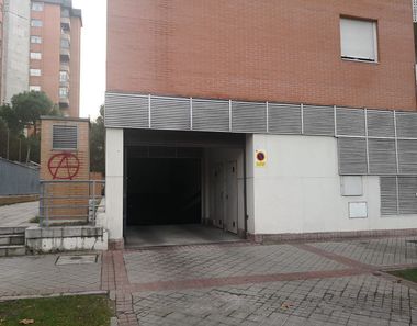 Foto 2 de Garaje en avenida De Miguel Ángel Blanco en Huerta del Rey, Valladolid