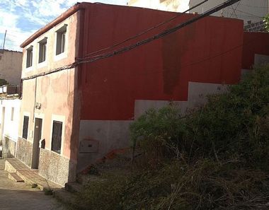 Foto contactar de Casa en venta en Arucas Casco de 3 habitaciones y 138 m²