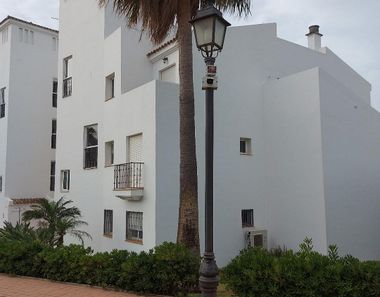 Foto contactar de Pis en venda a Paraíso - Atalaya- Benamara de 2 habitacions amb terrassa i piscina