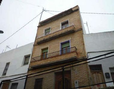 Foto contactar de Pis en venda a Casco Antiguo de 3 habitacions amb terrassa
