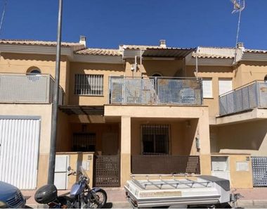 Foto contactar de Casa en venda a Villanueva del Río Segura de 3 habitacions amb terrassa